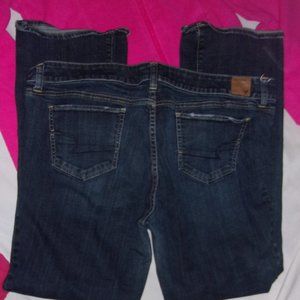 AEO size 18  womens denim blue jeans pants stretch pants eighteen american eagle
